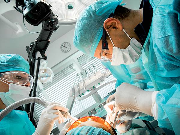 Implantologia Dentale a carico immediato